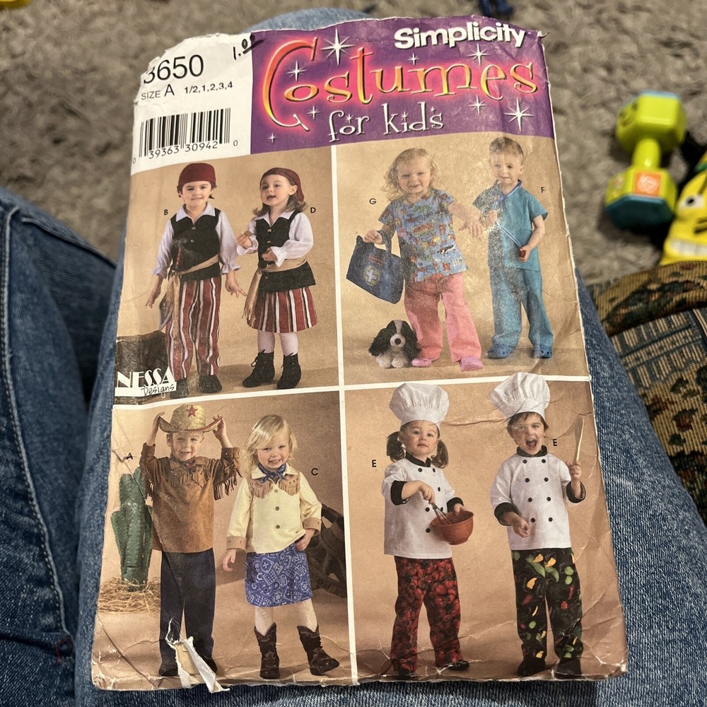 Simplicity 3650 SIZE A 1/2-4 Pirate Chef Cowboy Halloween Costume Toddler